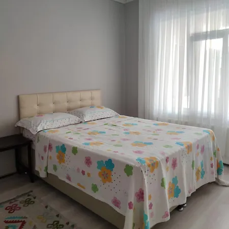 Begonvil Butik アパート エジェアバト